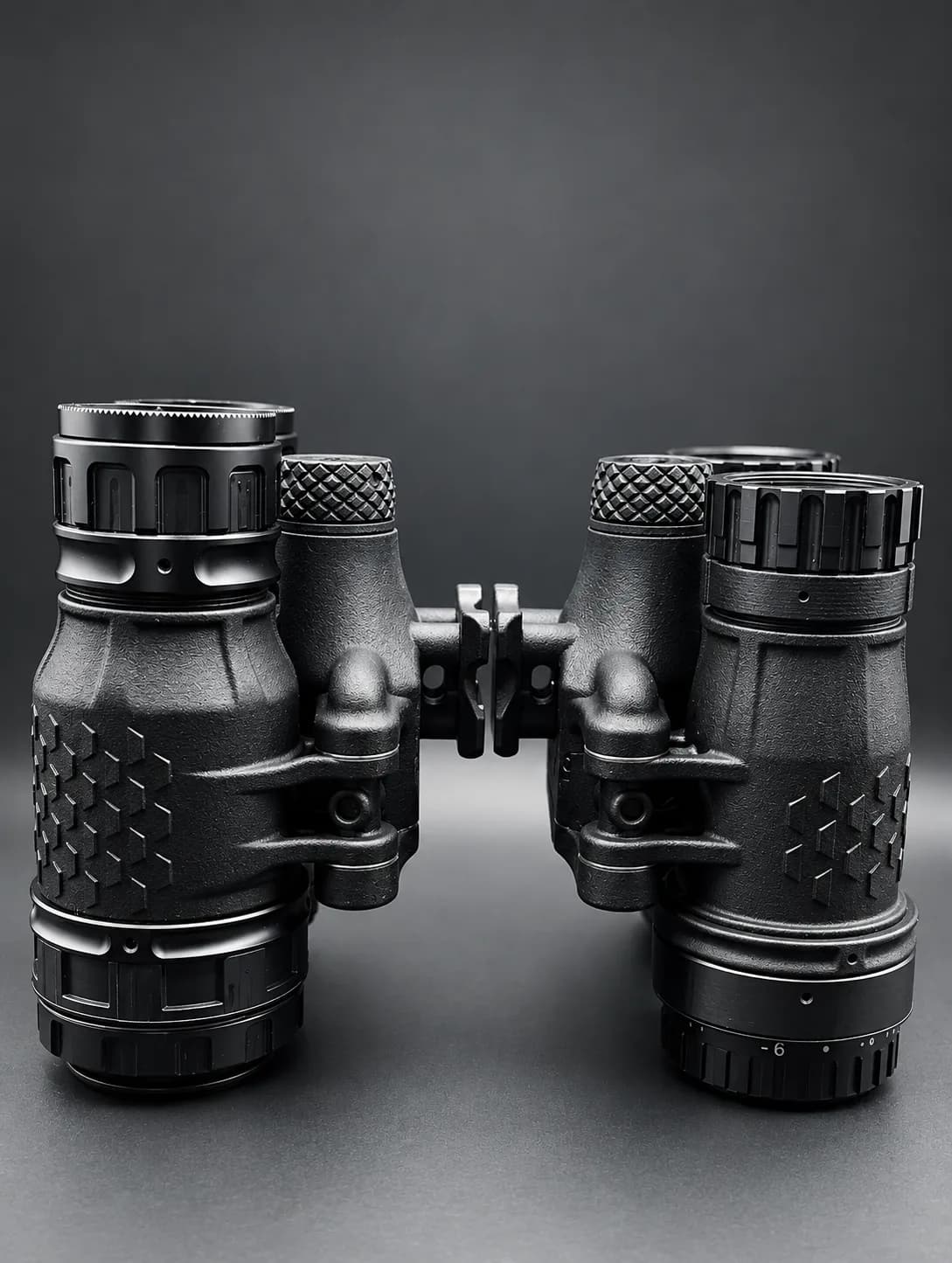 LAB-NVS MK2 16 mm and 18 mm, objectives and articulated bridges, three-quarter view